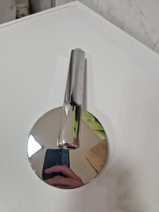 Słuchawka prysznicowa oszczędzająca wodę Invena