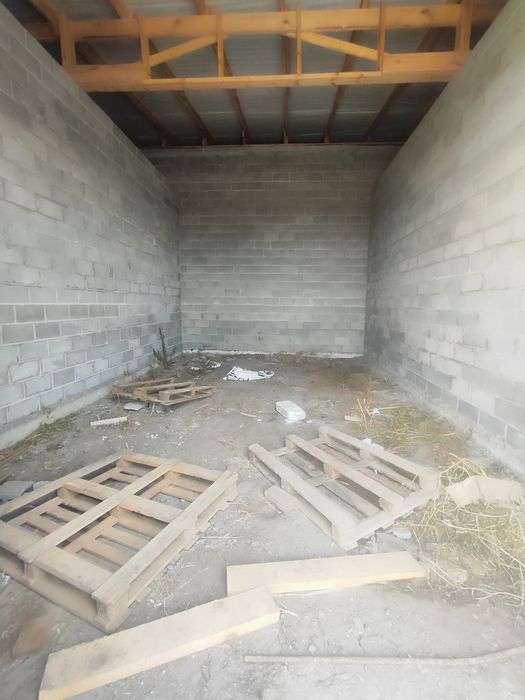 Продам гаражні бокси Сухий яр