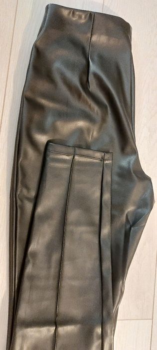 Nowe spodnie legginsy z ekoskóry Sinsay M 38