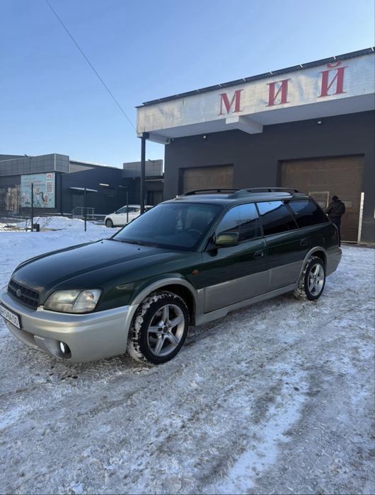 автомобиль Subaru Legacy