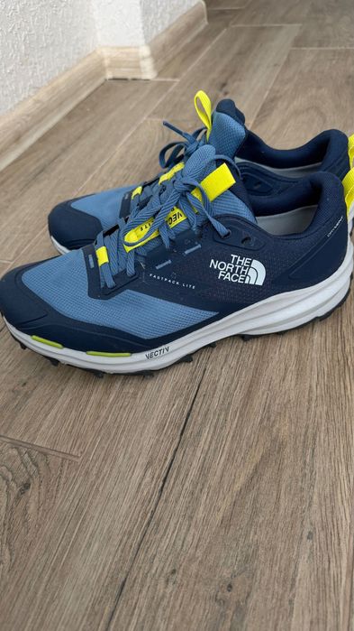 Кросівки чоловічі оригінал The North Face Vectiv Fastpack Lite 44 розмір