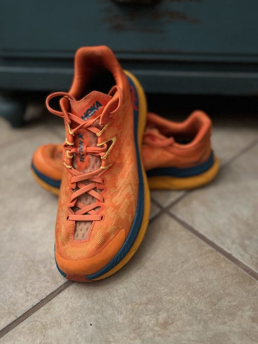 Tenis Hoka tamanho 42