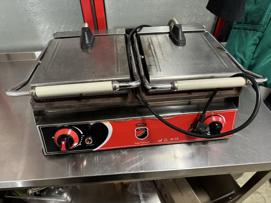 Прижимний  гриль Silver