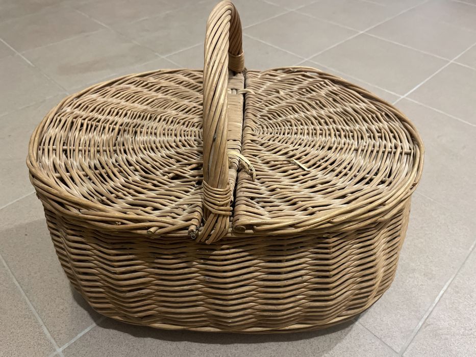 Koszyk wiklinowy