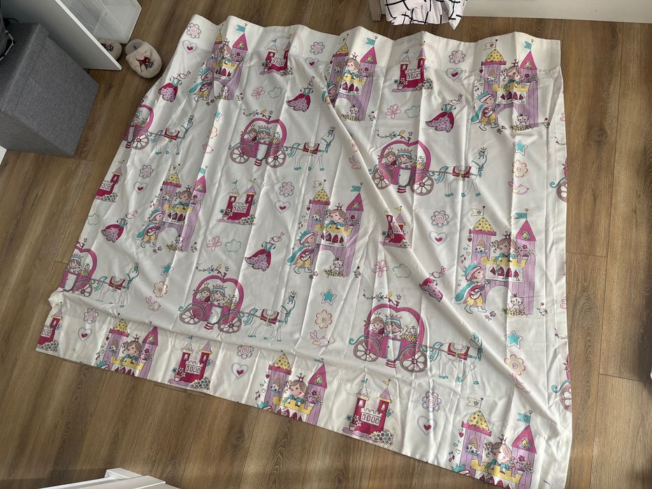 Calha e cortinado japonês rosa fucsia + cortinados laterais, almofada