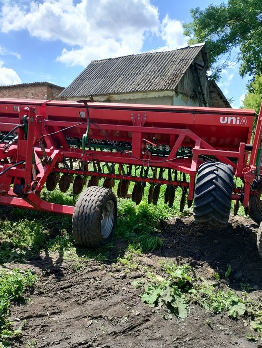 Продам польський сівник