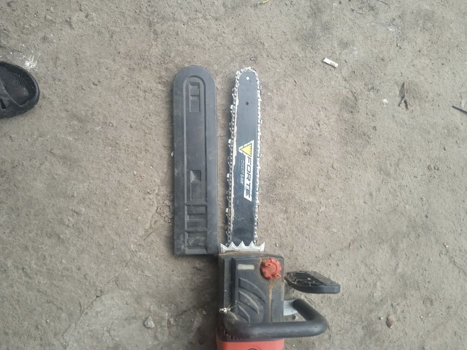 Продам электро пилу