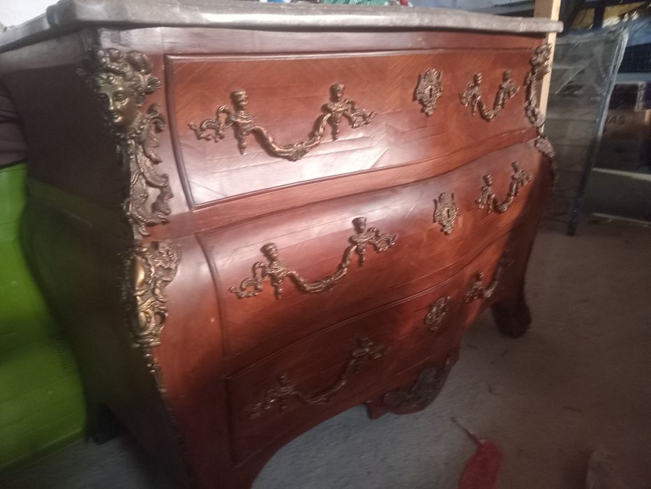 Comoda luis xv restaurada