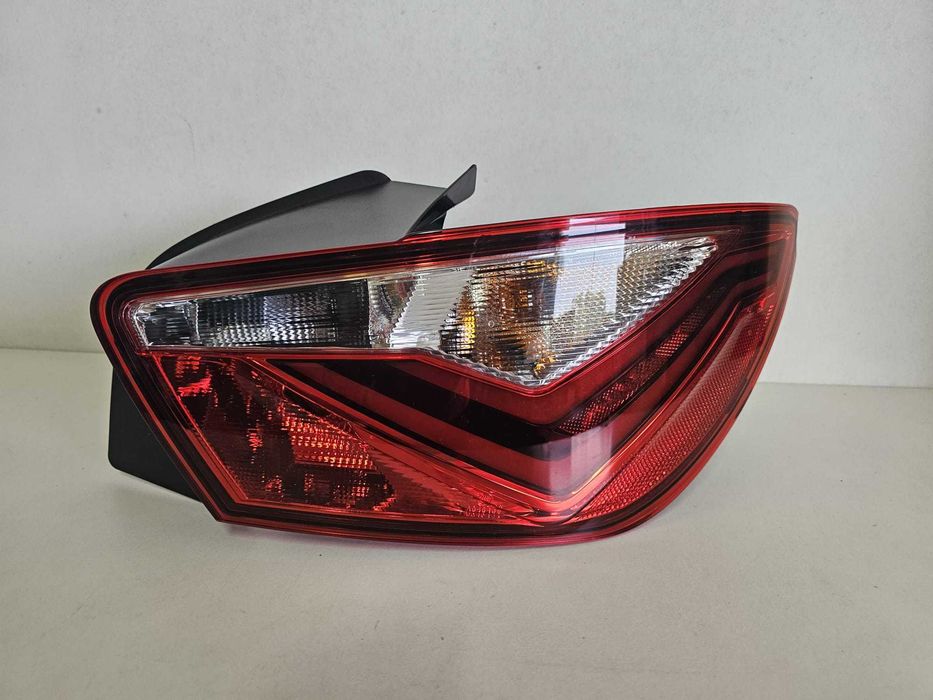 Farolim direito - Seat Ibiza IV | 127990