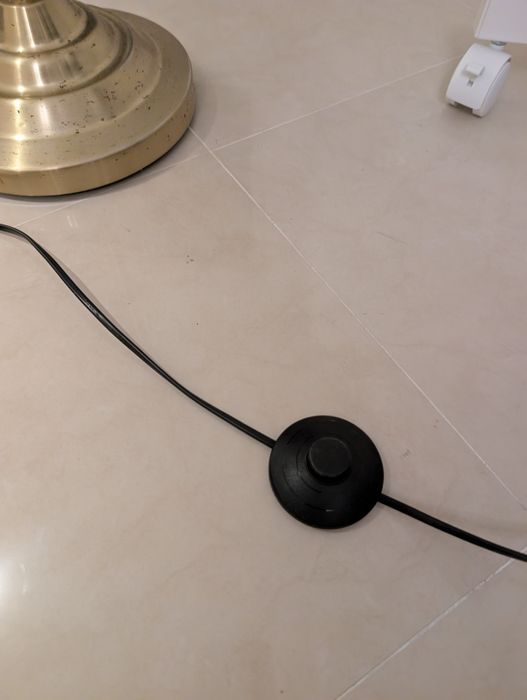 Lâmpada de terra leitura IKEA