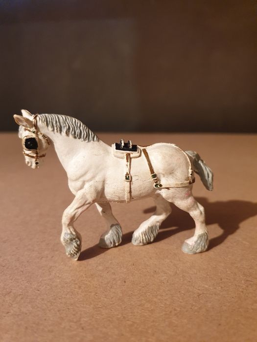 Britains 1972 figurka kolekcjonerska konia koń bialy