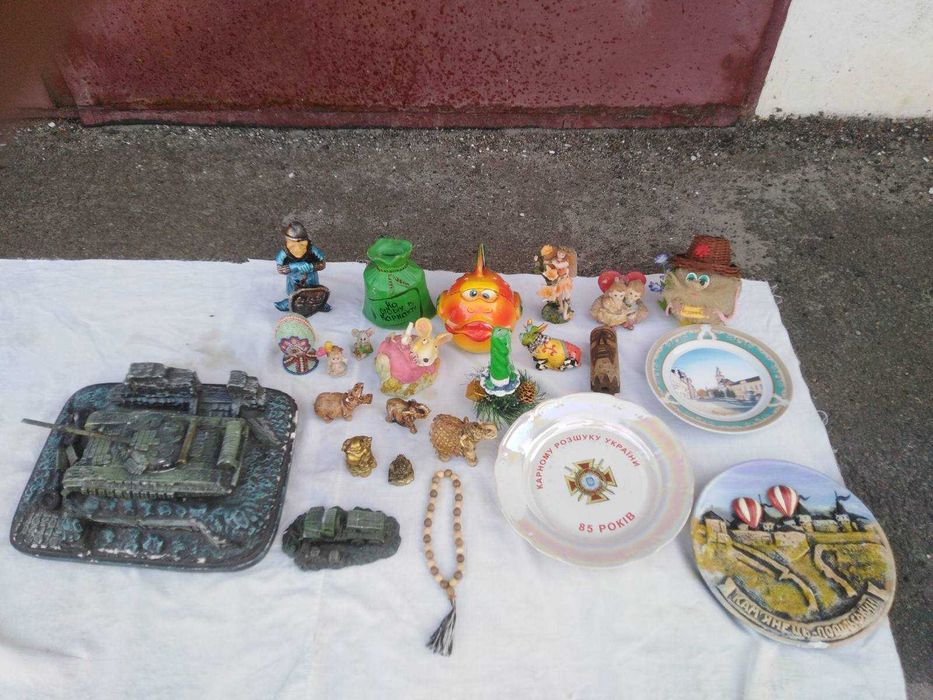 Продам скульптури з глини і ракушки