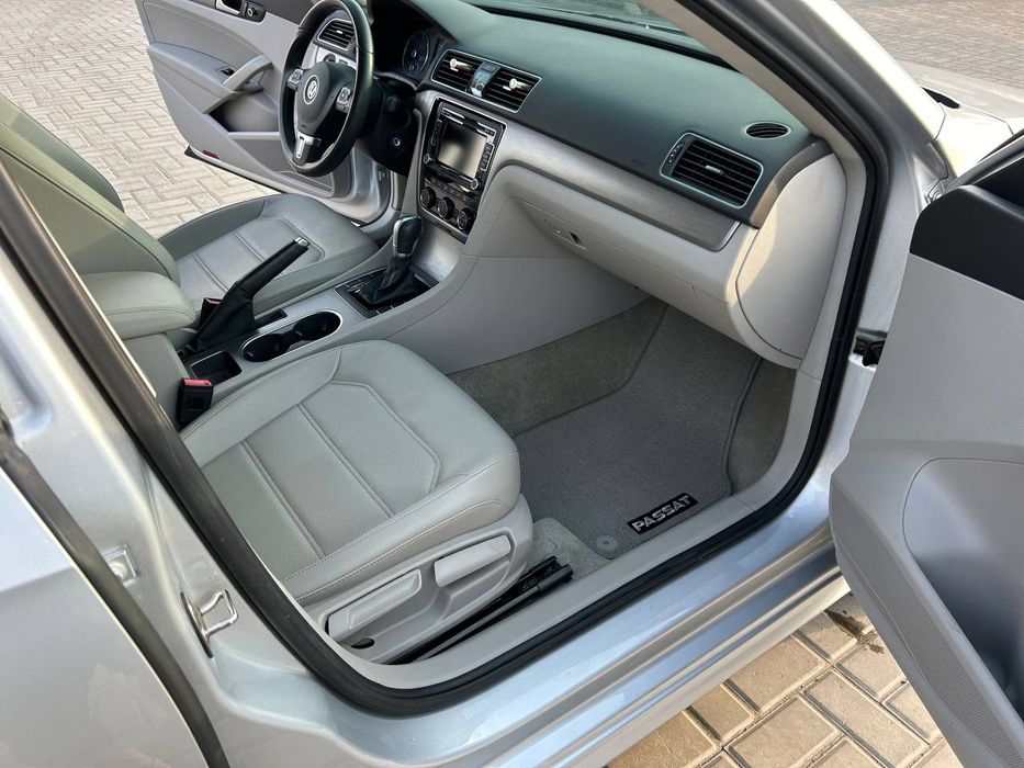 Volkswagen Passat NMS 2015 2.0 TDI DSG (150 к.с.): 13 800