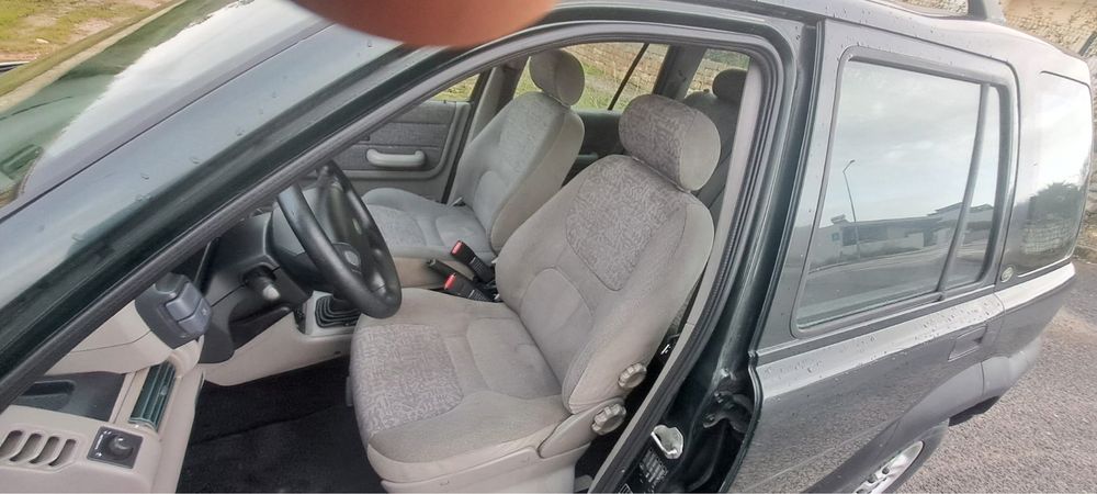 Land rover defender 2000