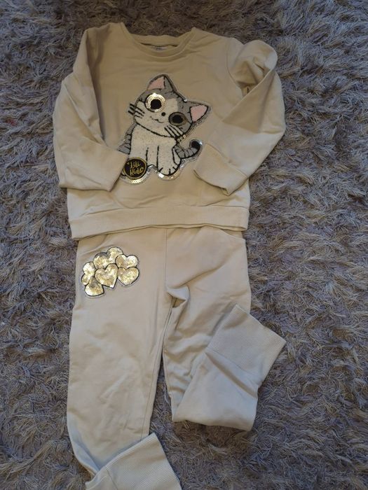 Dres KOT z cekinami bluza i spodnie hit! R. 104/110