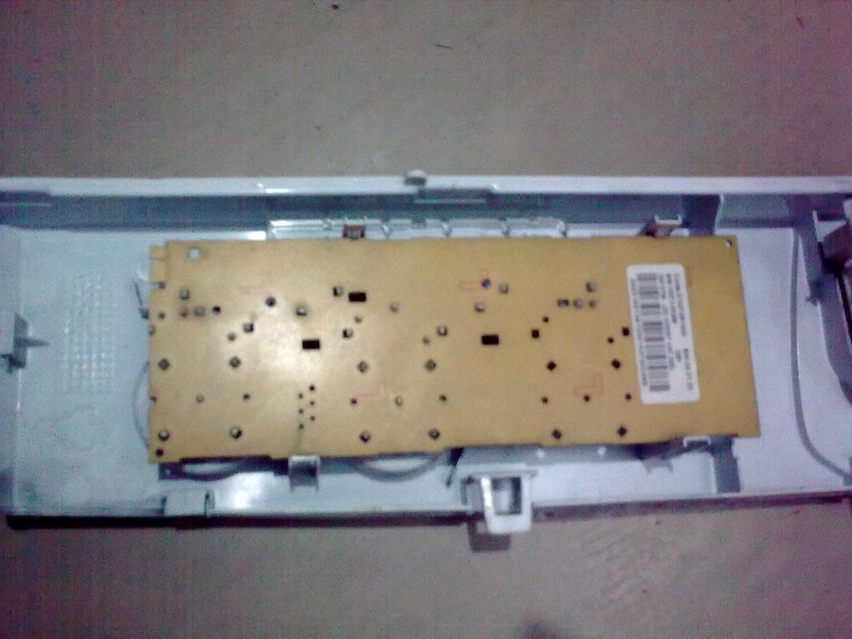 Плата управления модуль, мозги  Indesit WISN 82. плата индикации