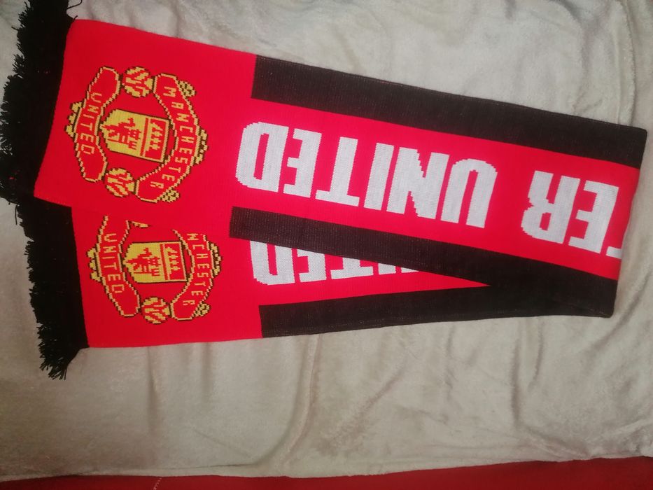 Koszulka Manchester United  r. 170 cm +szalik