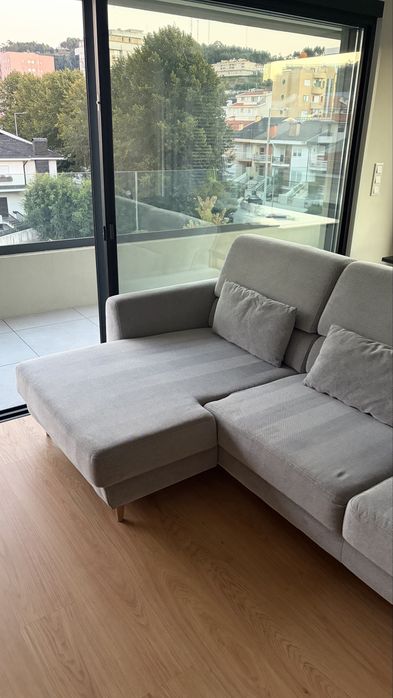 sofá cinza da IKEA