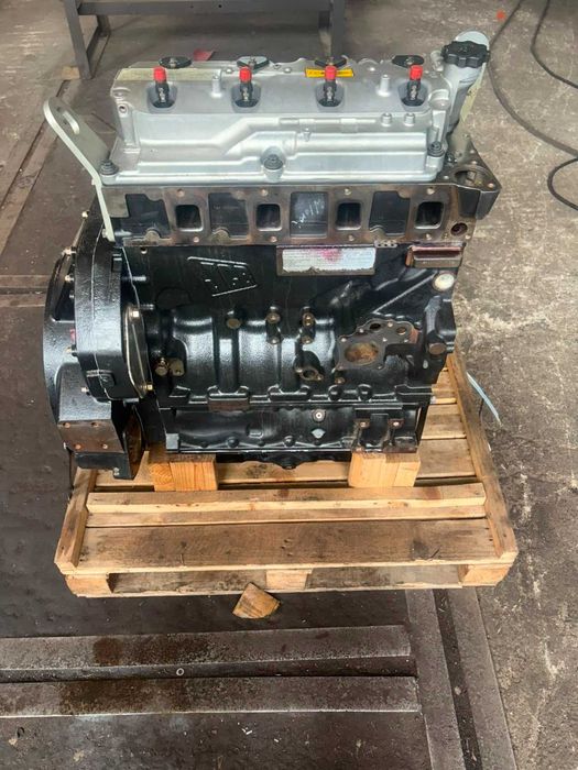 Silnik JCB 3CX TYP 444TA4i-68B1