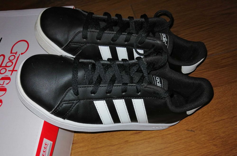 Adidas Grand Court sneakersy  młodzieżowe rozm 36.