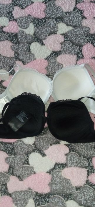 Бюсти на чашку B