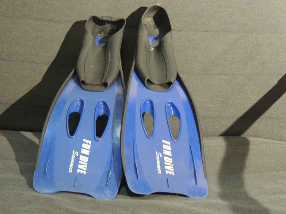 Pe de pato nadadeiras