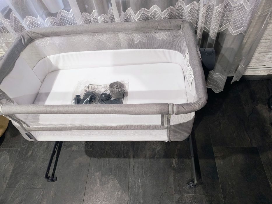 Nowa dostawka do łóżka Kinderkraft nestle