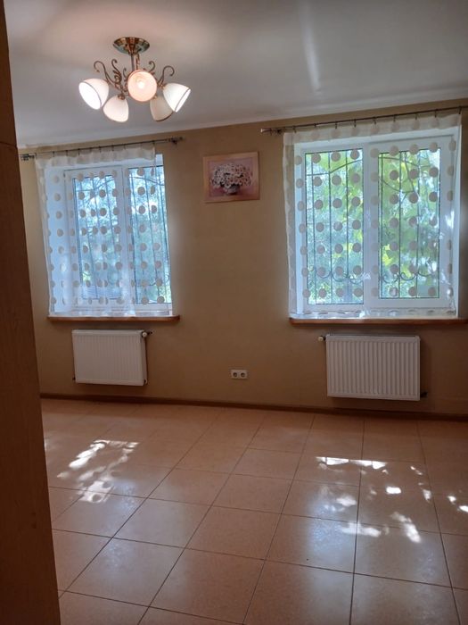 Продам капітальний будинок-дачу в лісовій зоні біля м. Самар