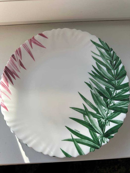 Тарелки Luminarc диаметр 27 см  6 шт