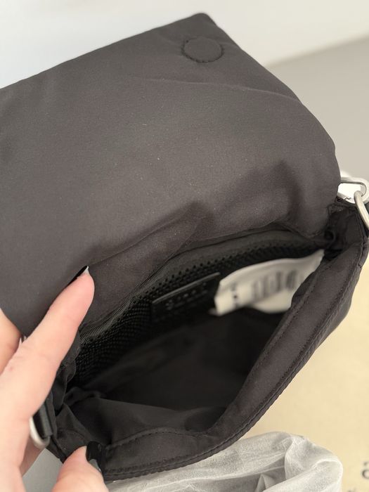 Жіноча сумка Ami de Coeur від Ami Paris крос боді месенджер