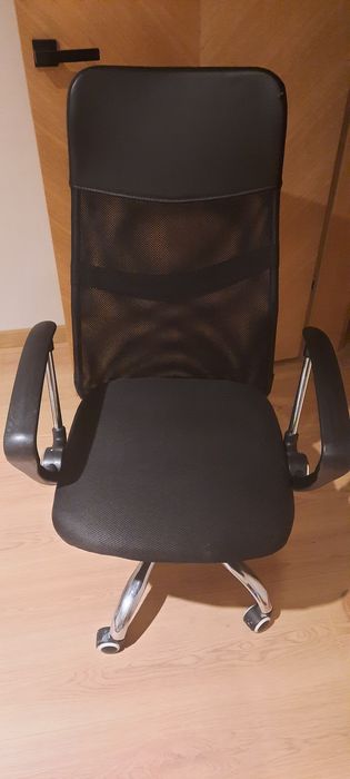 Fotel obrotowy do biurka