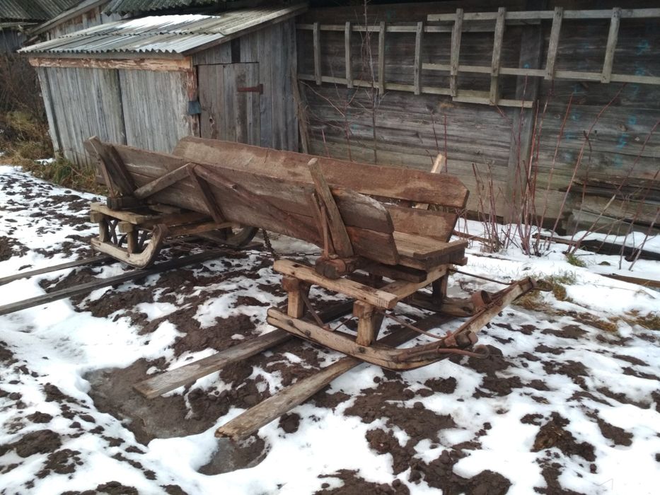 Санні кінні в гарному стані, дубові