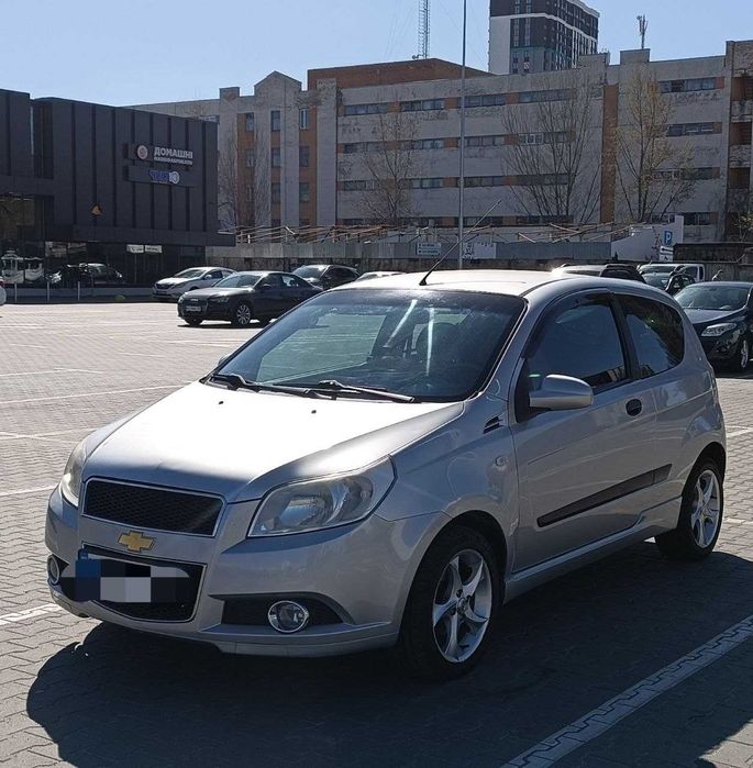 CHEVROLET AVEO хетчбек дуже гарний стан 135 тис. рідного пробігу !!!