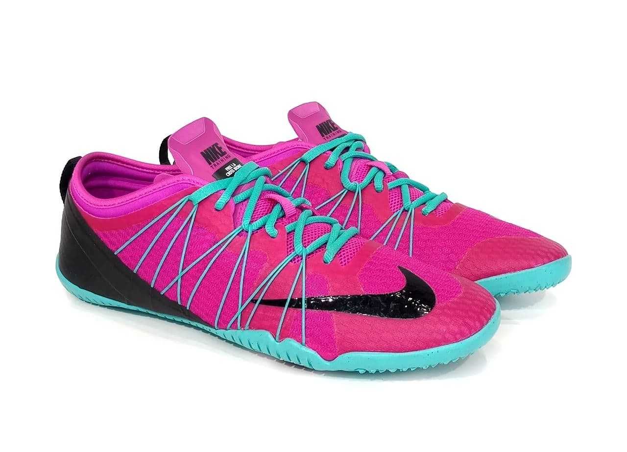 Cross clearance bionic nike