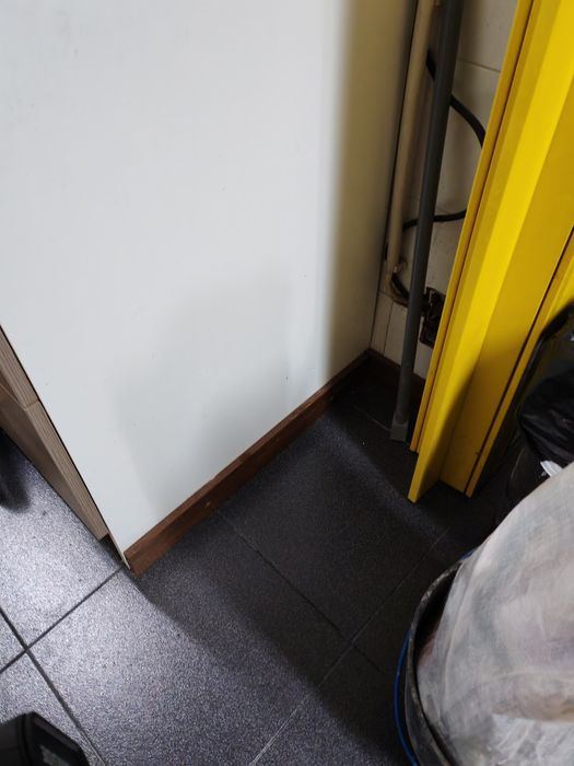 Balcão cozinha com pio e torneira
