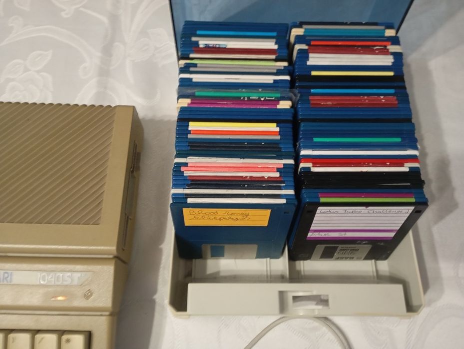 Komputer Atari 1040STF