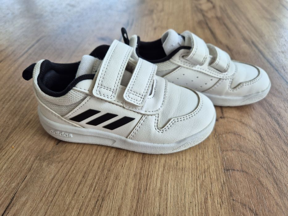 Adidas 24 buty na rzep wsuwane