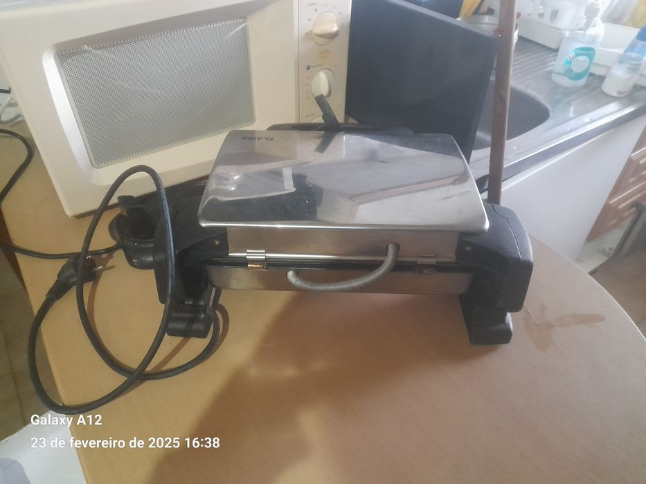 Grelhador tipo tostadeira