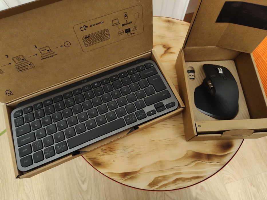 Zestaw klawiatura Logitech Logi MX Keys Mini + Mysz MX Master 3S +Etui