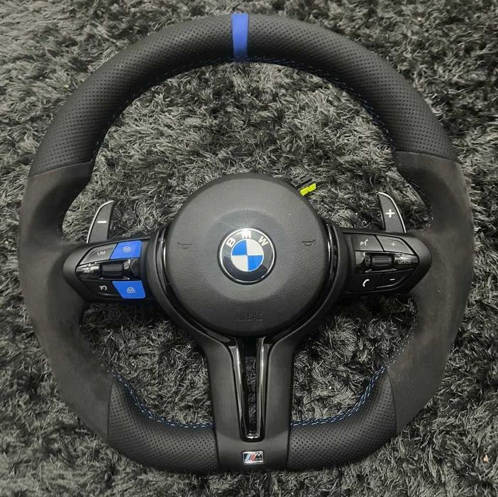 Volantes BMW M Performance - Serie F (Couro Perfurado + Alcântara)