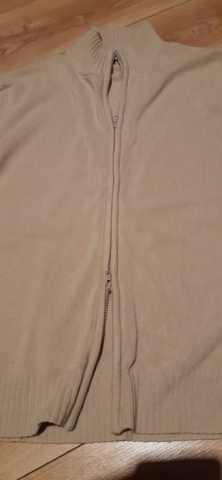 Sweter         M