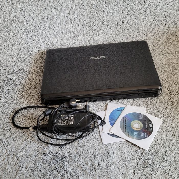Laptop Asus K70IC-TY009V 17,3"