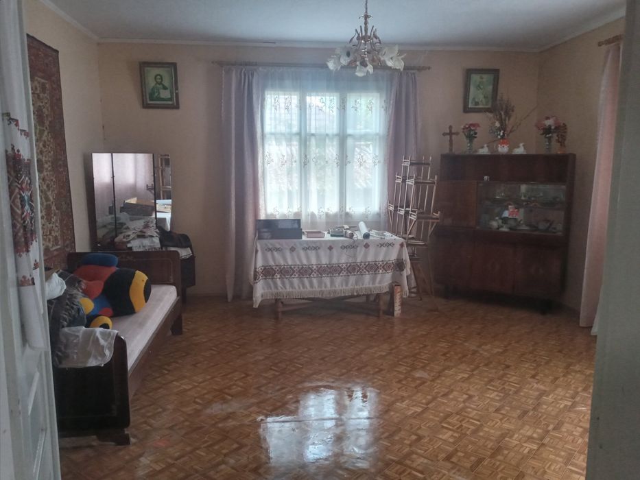 Продаєтья будинок у селі Коршів на Коломийщині