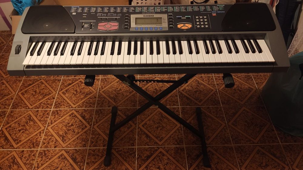 Teclado Casio WK-1200