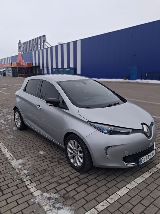 Renault Zoe.              .
