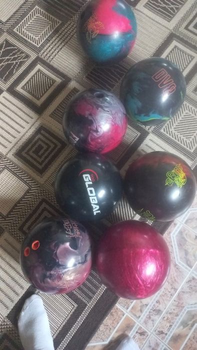 Кулі для боулінгу