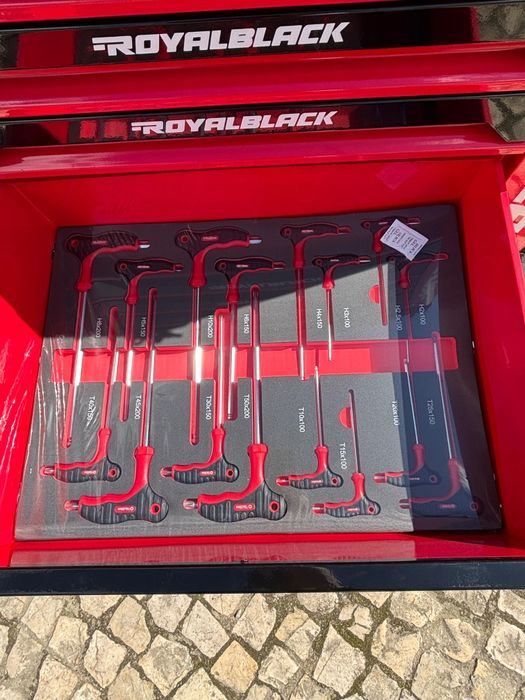 Carinhos de ferramentas RoyaLBLACK alemão com 7 gavetas 6 cheias 1 vazia