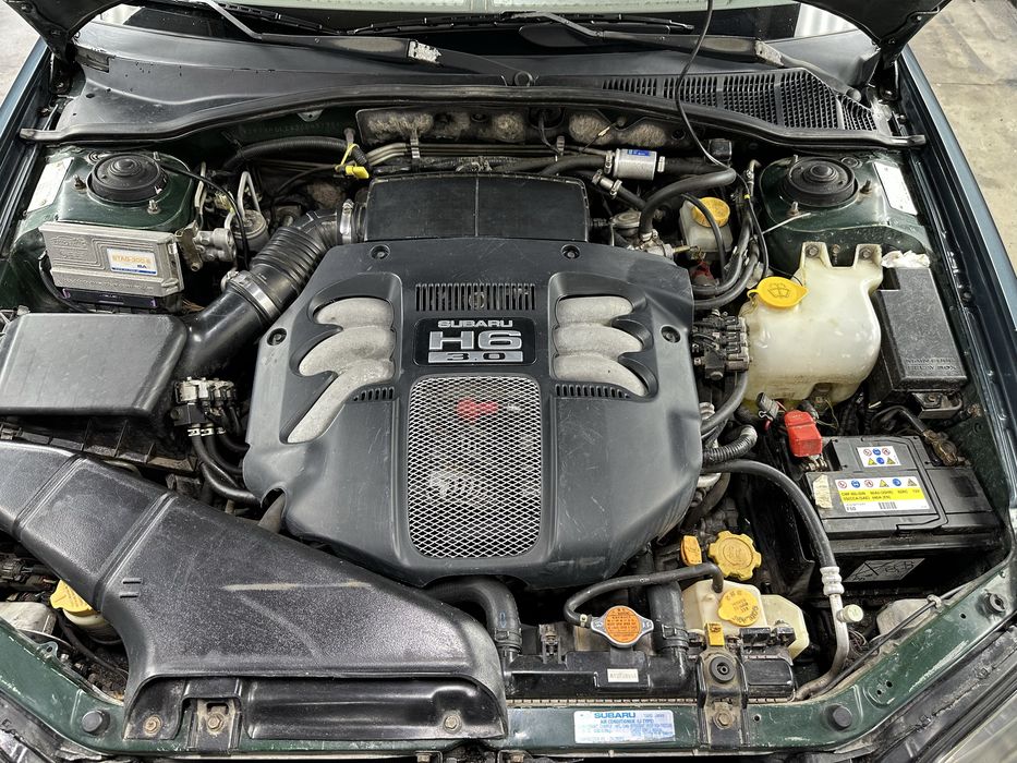 Subaru Outback 3.0 H6 2003