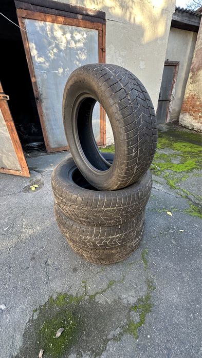 Комплект шин  Колеса  Шини 255/60 R18 зимові резина