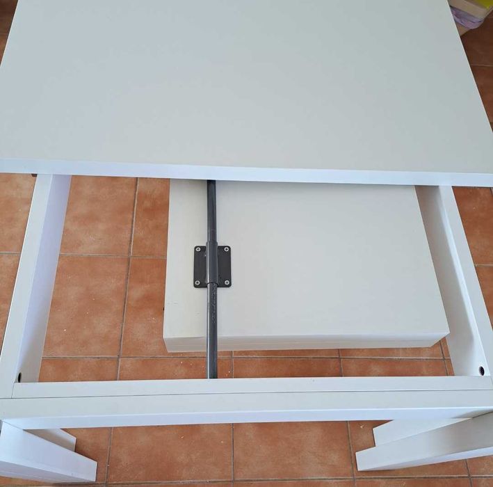 Vendo mesa branca extensível lourini